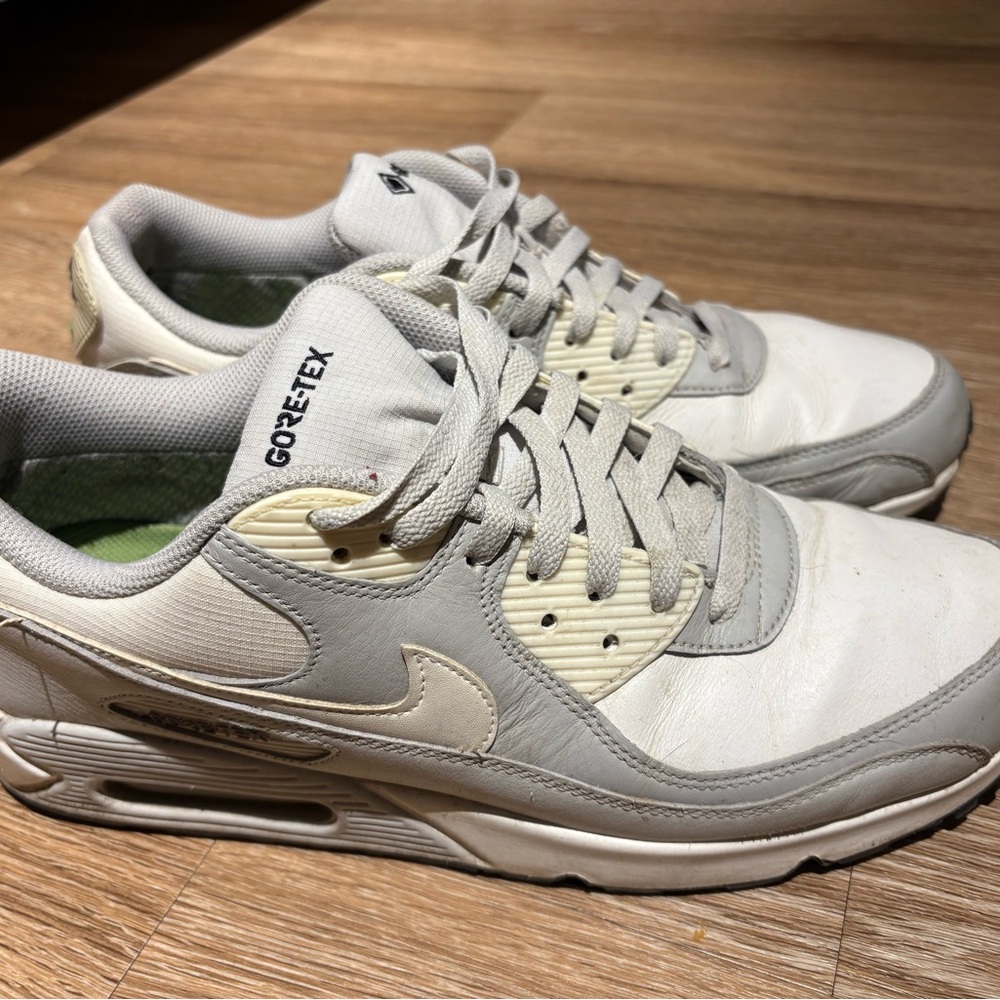 Nike White and Cream Men's Sneakers